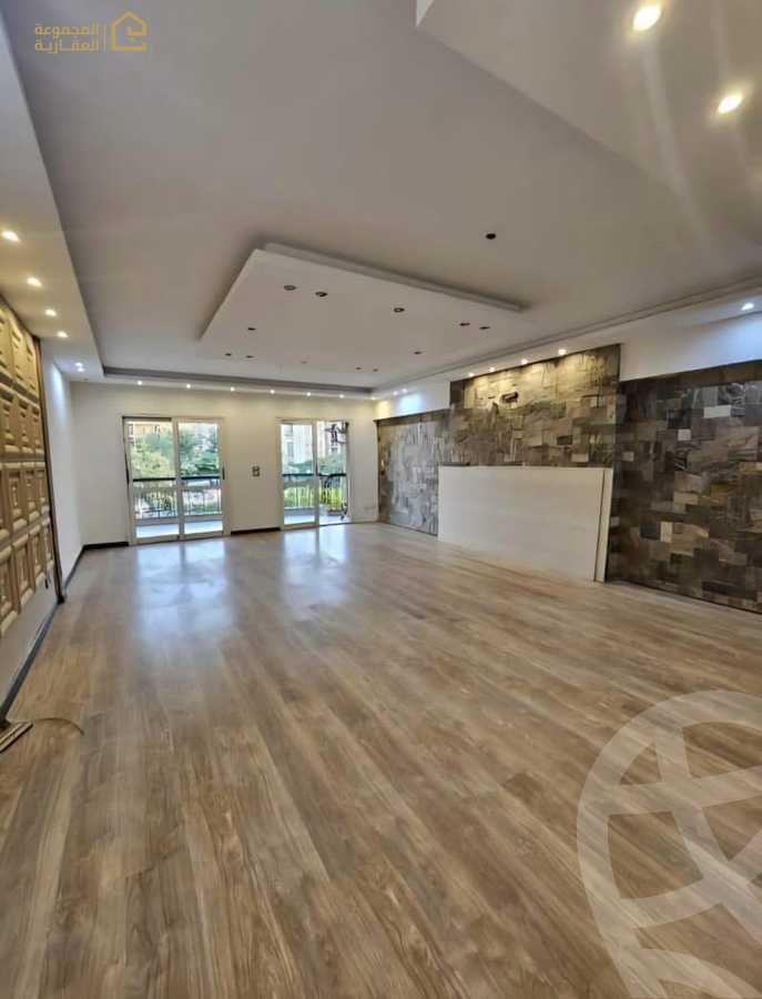 https://aqarmap.com.eg/en/listing/6330463-for-sale-cairo-new-cairo-lrhb-city-phase-8