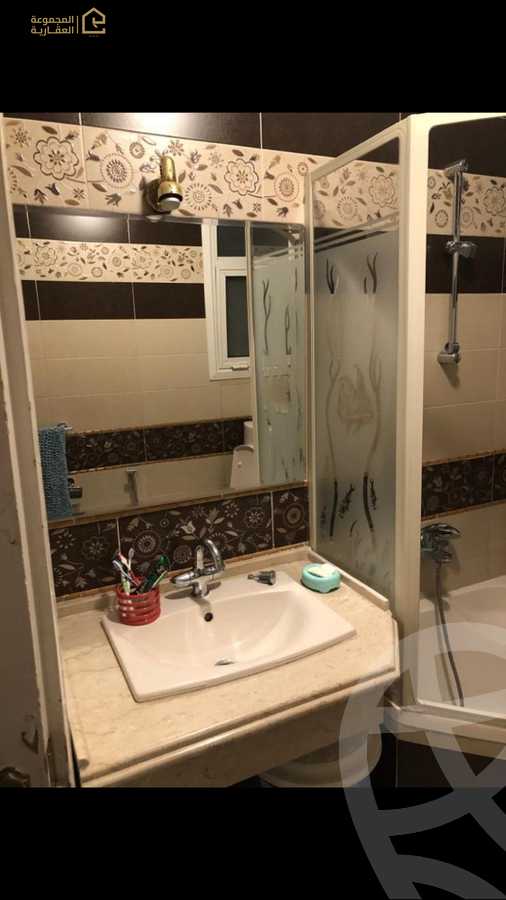 https://aqarmap.com.eg/en/listing/6335189-for-sale-cairo-new-cairo-lrhb-city-phase-4-saad-zaghloul-st