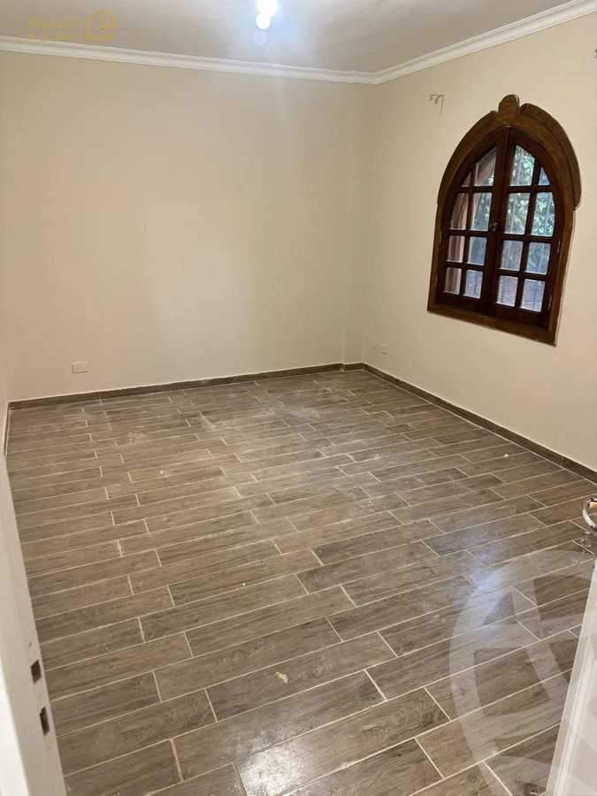 https://aqarmap.com.eg/en/listing/6335361-for-sale-cairo-new-cairo-lrhb-city-phase-5-talaat-mostafa-st