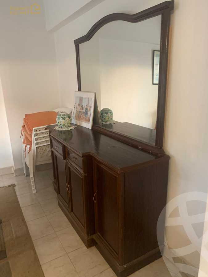 https://aqarmap.com.eg/ar/listing/6335529-for-rent-cairo-new-cairo-lrhb-city-phase-8