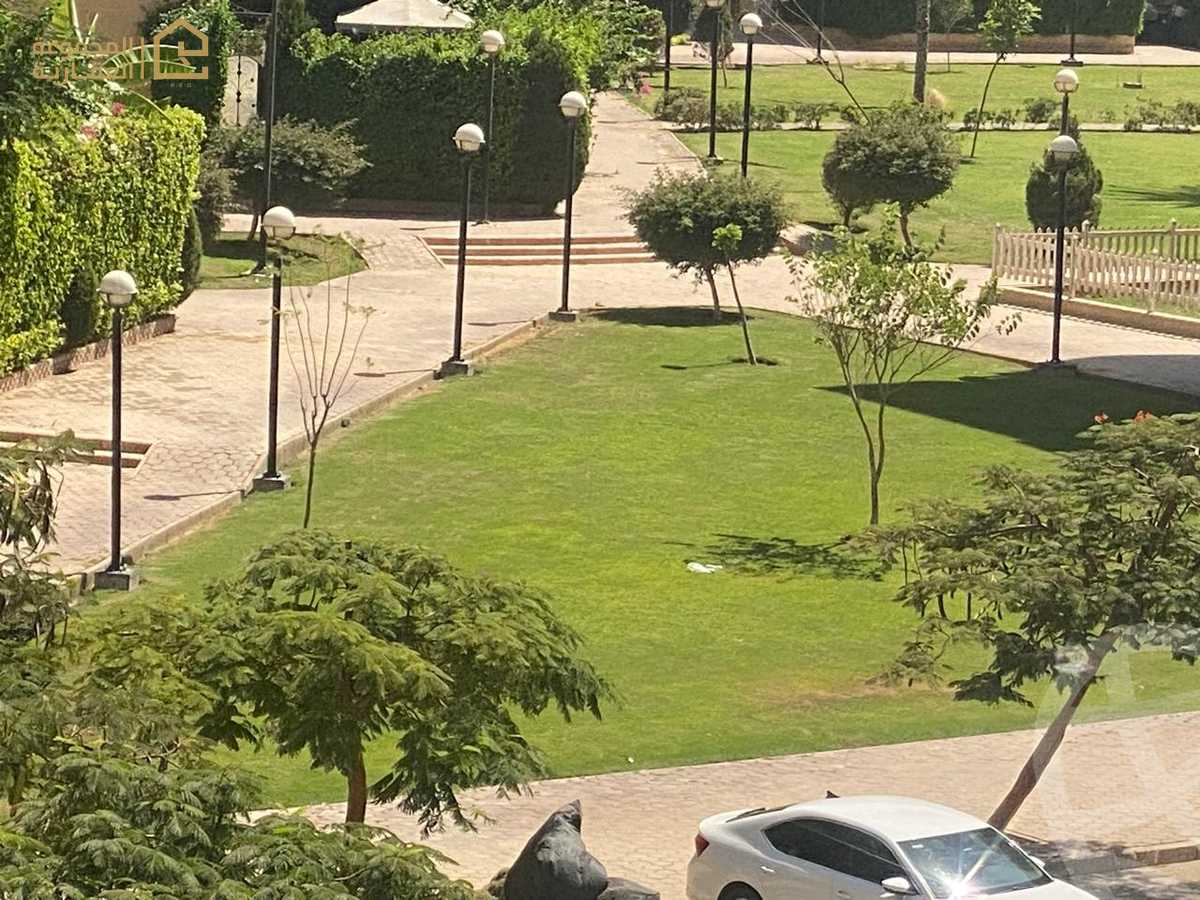 https://aqarmap.com.eg/ar/listing/6340054-for-sale-cairo-new-cairo-lrhb-city-phase-7