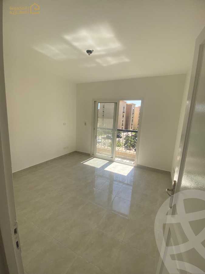 https://aqarmap.com.eg/ar/listing/6340054-for-sale-cairo-new-cairo-lrhb-city-phase-7