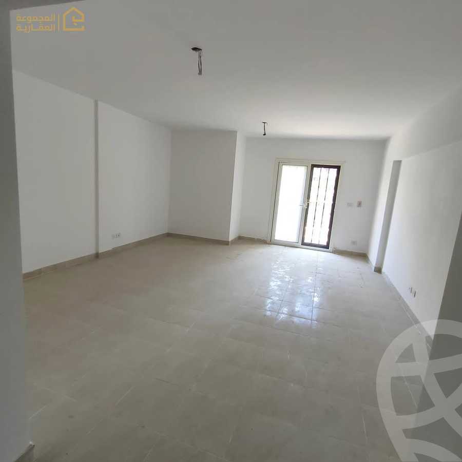 https://aqarmap.com.eg/ar/listing/6347091-for-sale-cairo-new-cairo-lrhb-city-phase-7