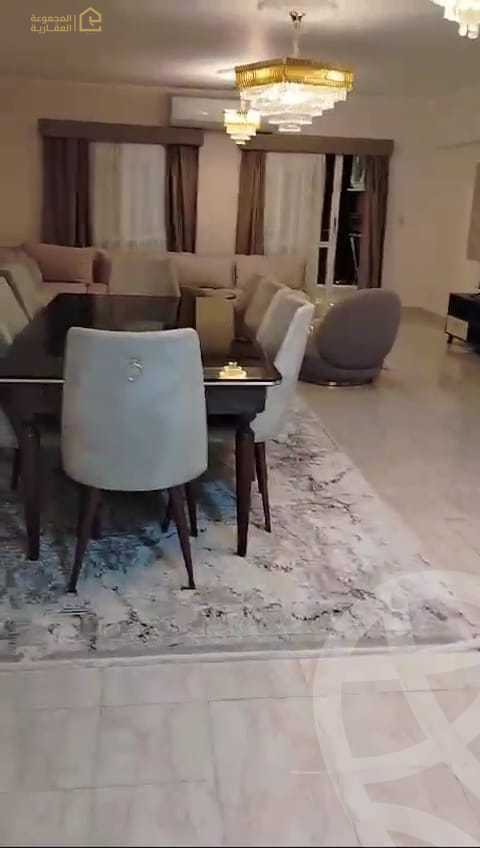 https://aqarmap.com.eg/en/listing/6347301-for-rent-cairo-new-cairo-lrhb-city-phase-8