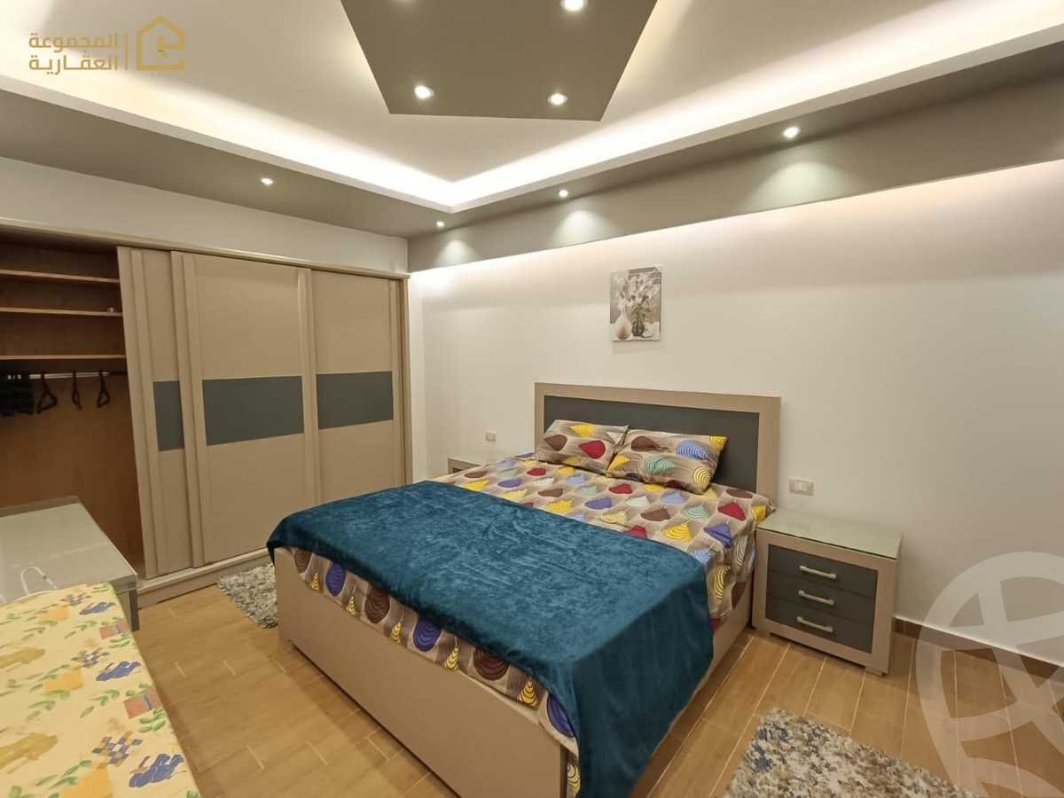 https://aqarmap.com.eg/ar/listing/6352214-for-rent-cairo-new-cairo-lrhb-city-phase-2-osama-ibn-zaid-st