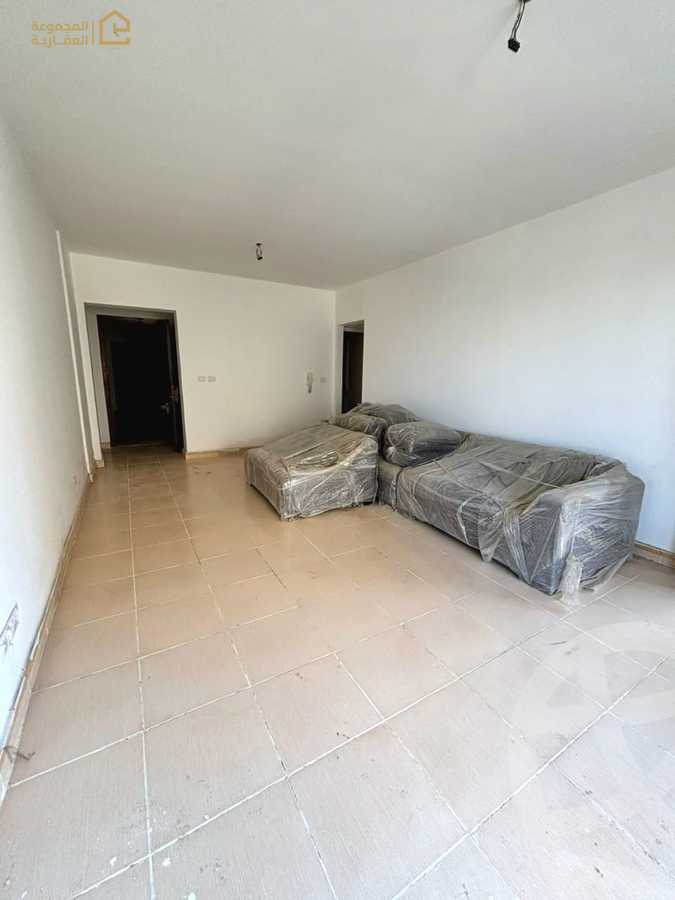 https://aqarmap.com.eg/ar/listing/6352290-for-sale-cairo-new-cairo-lrhb-city-phase-8