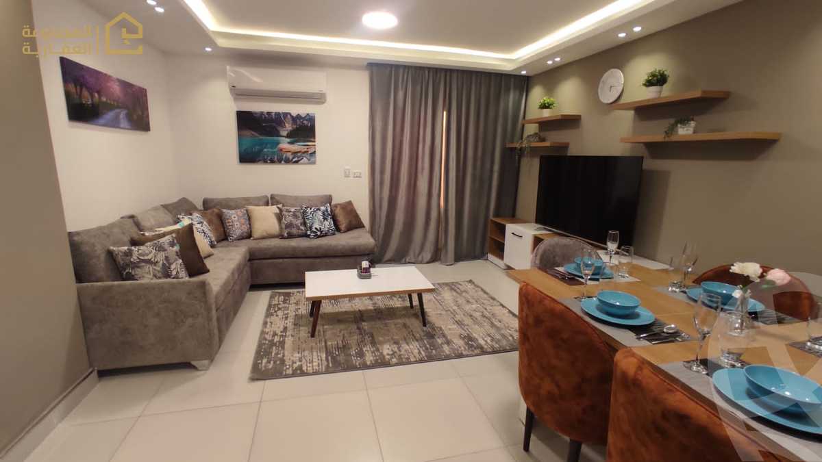 https://aqarmap.com.eg/ar/listing/6352312-for-rent-cairo-new-cairo-lrhb-city-phase-5-ibn-al-nafees-st