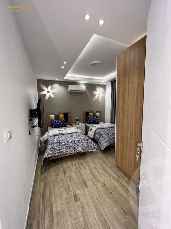 https://aqarmap.com.eg/ar/listing/6352312-for-rent-cairo-new-cairo-lrhb-city-phase-5-ibn-al-nafees-st