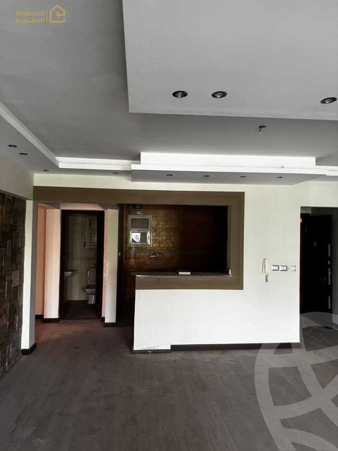 https://aqarmap.com.eg/en/listing/6354352-for-sale-cairo-new-cairo-lrhb-city-phase-8