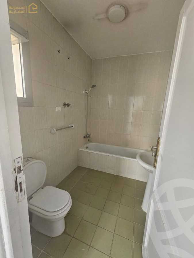 https://aqarmap.com.eg/ar/listing/6354755-for-sale-cairo-new-cairo-lrhb-city-phase-1-alabnoudi-st