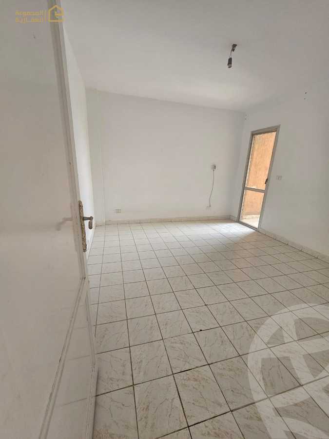 https://aqarmap.com.eg/ar/listing/6354755-for-sale-cairo-new-cairo-lrhb-city-phase-1-alabnoudi-st