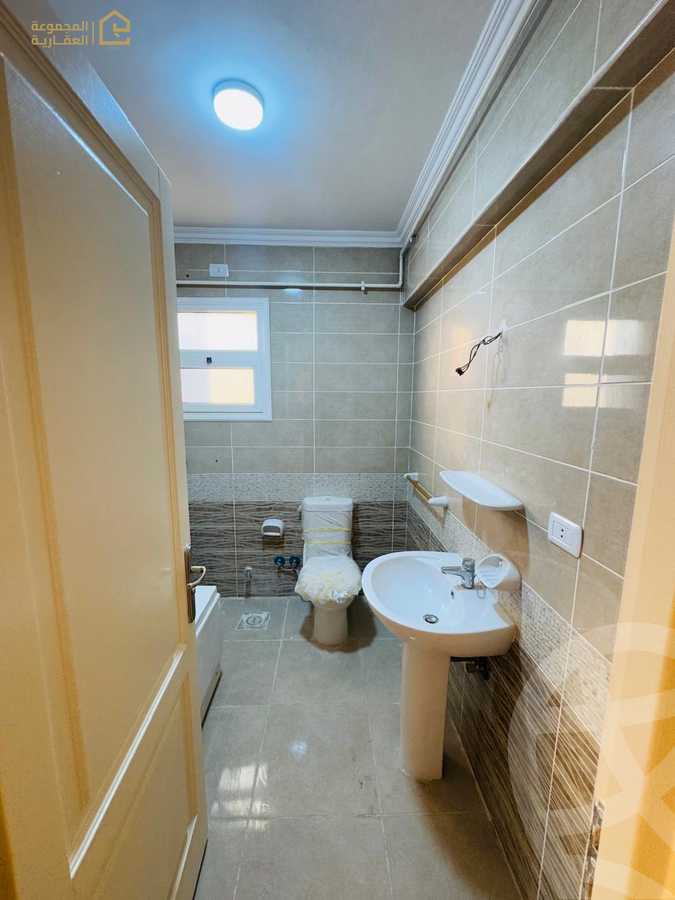 https://aqarmap.com.eg/ar/listing/6354817-for-sale-cairo-new-cairo-lrhb-city-phase-7