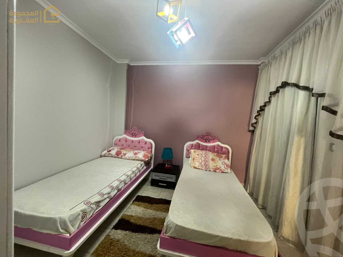 https://aqarmap.com.eg/ar/listing/6354904-for-rent-cairo-new-cairo-lrhb-city-phase-5-talaat-mostafa-st