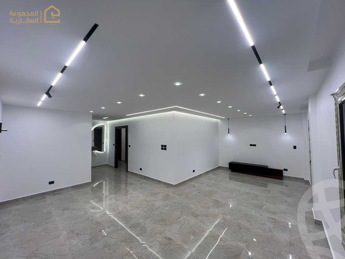 https://aqarmap.com.eg/en/listing/6355897-for-sale-cairo-new-cairo-lrhb-city-phase-1-alabnoudi-st