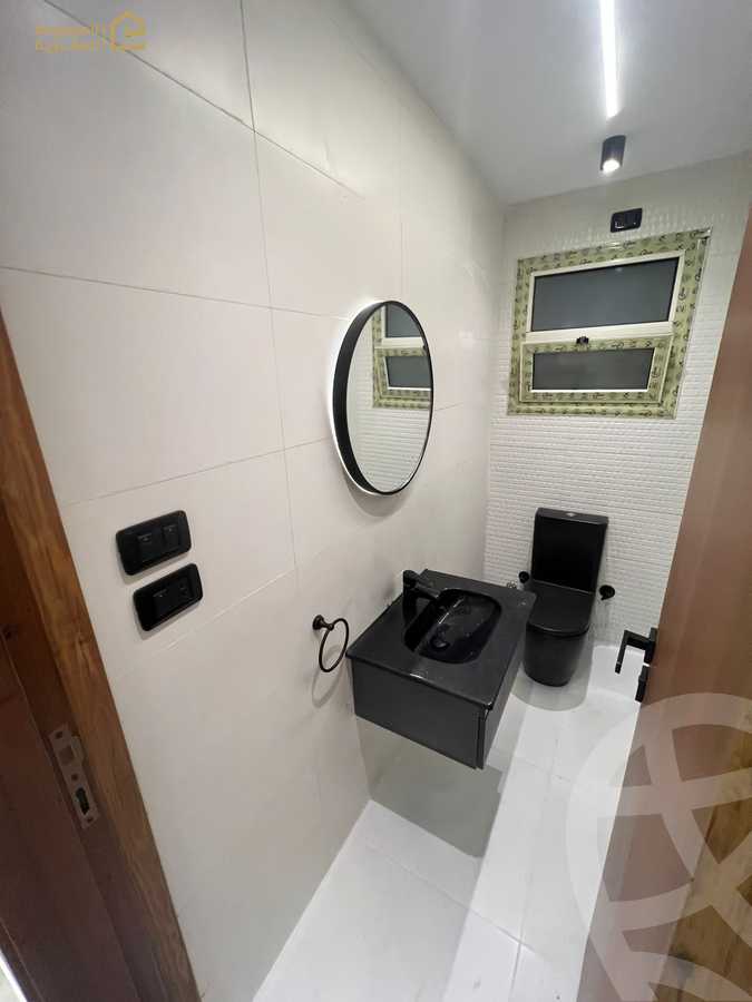 https://aqarmap.com.eg/en/listing/6355897-for-sale-cairo-new-cairo-lrhb-city-phase-1-alabnoudi-st