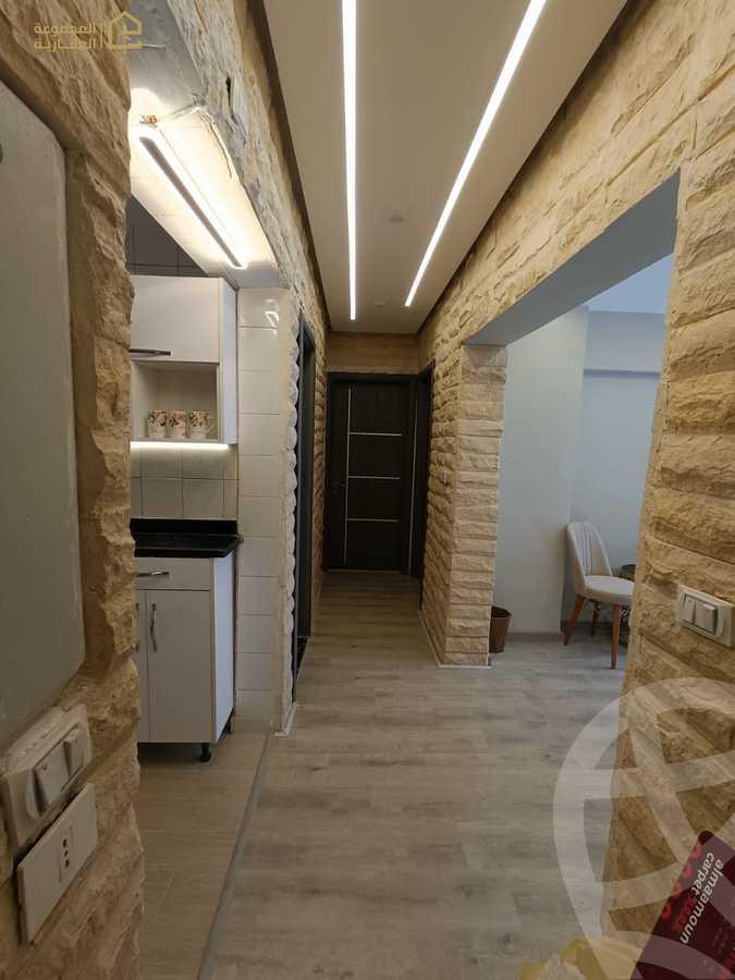 https://aqarmap.com.eg/ar/listing/6360156-for-rent-cairo-new-cairo-lrhb-city-phase-8