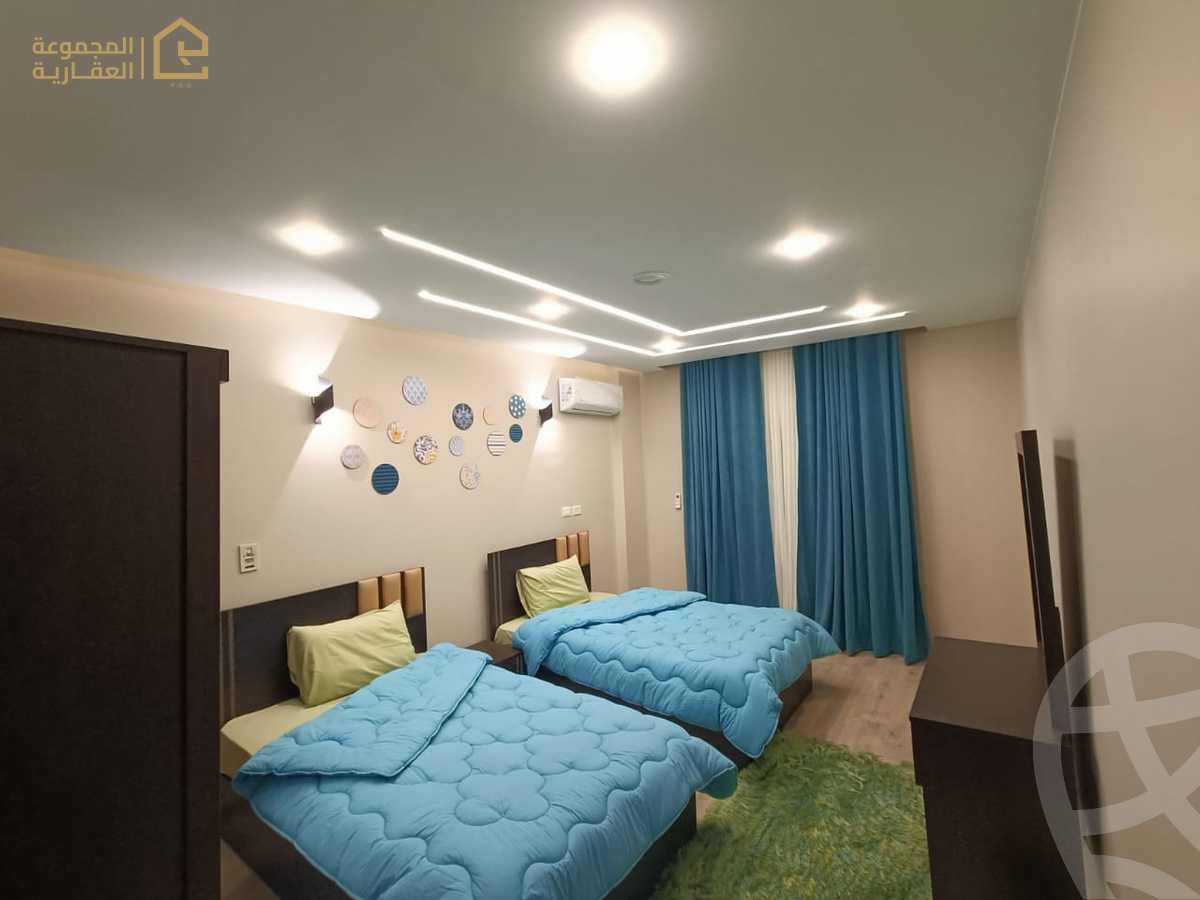 https://aqarmap.com.eg/ar/listing/6360156-for-rent-cairo-new-cairo-lrhb-city-phase-8