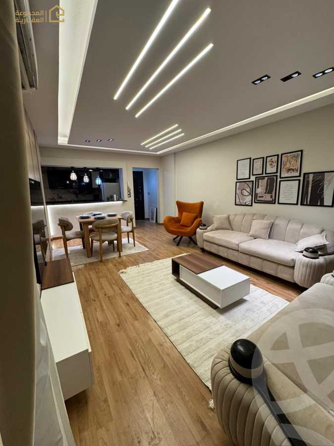 https://aqarmap.com.eg/en/listing/6360191-for-rent-cairo-new-cairo-lrhb-city-phase-8