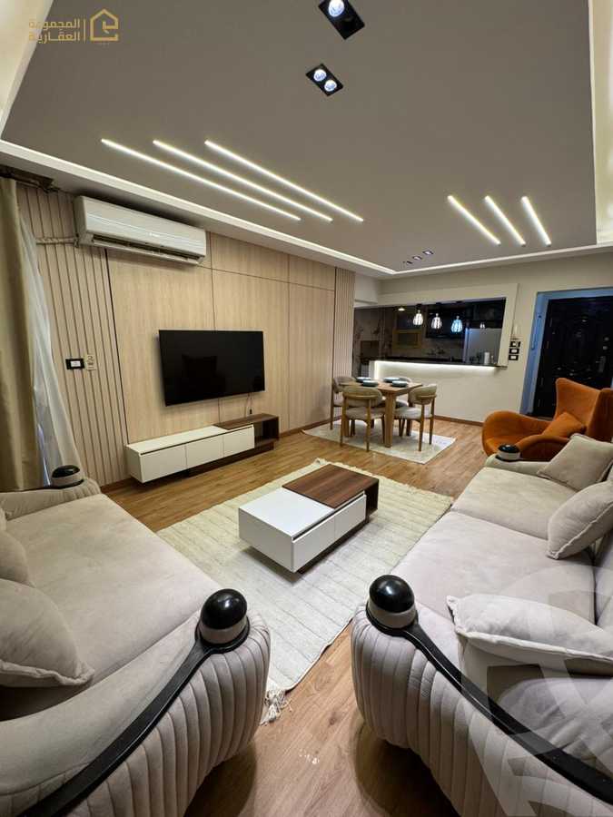 https://aqarmap.com.eg/en/listing/6360191-for-rent-cairo-new-cairo-lrhb-city-phase-8