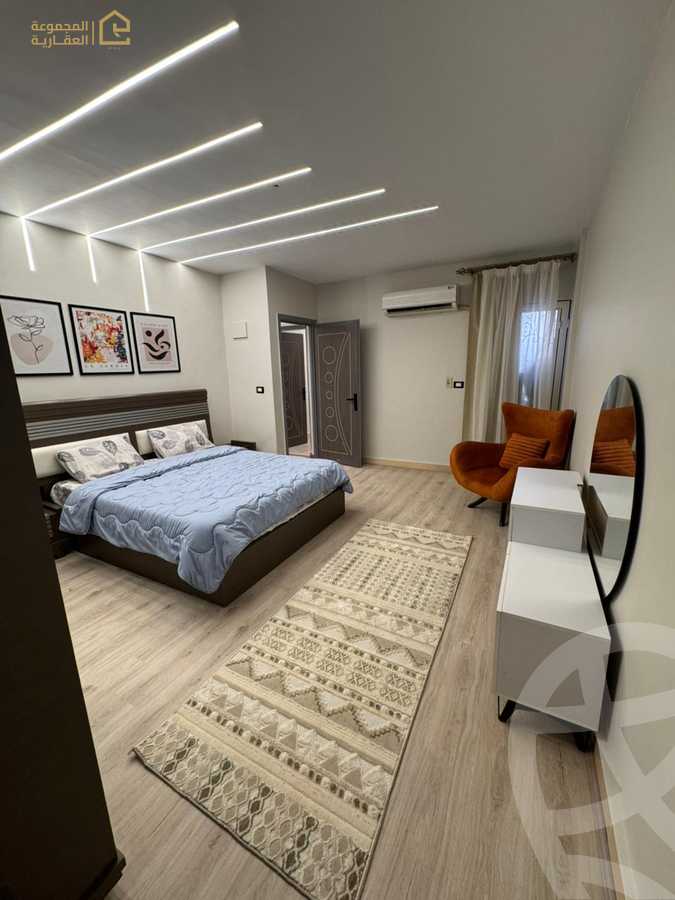 https://aqarmap.com.eg/en/listing/6360191-for-rent-cairo-new-cairo-lrhb-city-phase-8
