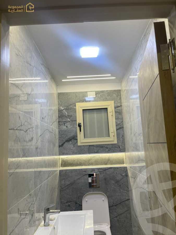 https://aqarmap.com.eg/en/listing/6360325-for-sale-cairo-new-cairo-lrhb-city-phase-1-ahmed-rami-st
