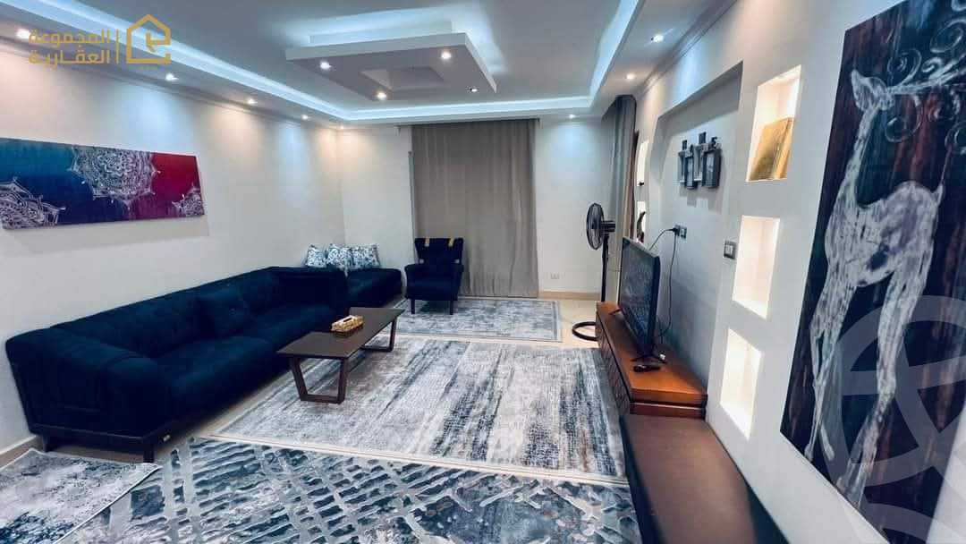 https://aqarmap.com.eg/ar/listing/6375250-for-rent-cairo-new-cairo-lrhb-city-phase-8