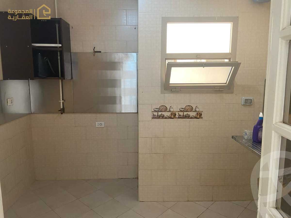 https://aqarmap.com.eg/ar/listing/6375425-for-rent-cairo-new-cairo-lrhb-city-phase-5-ibn-rushd-st