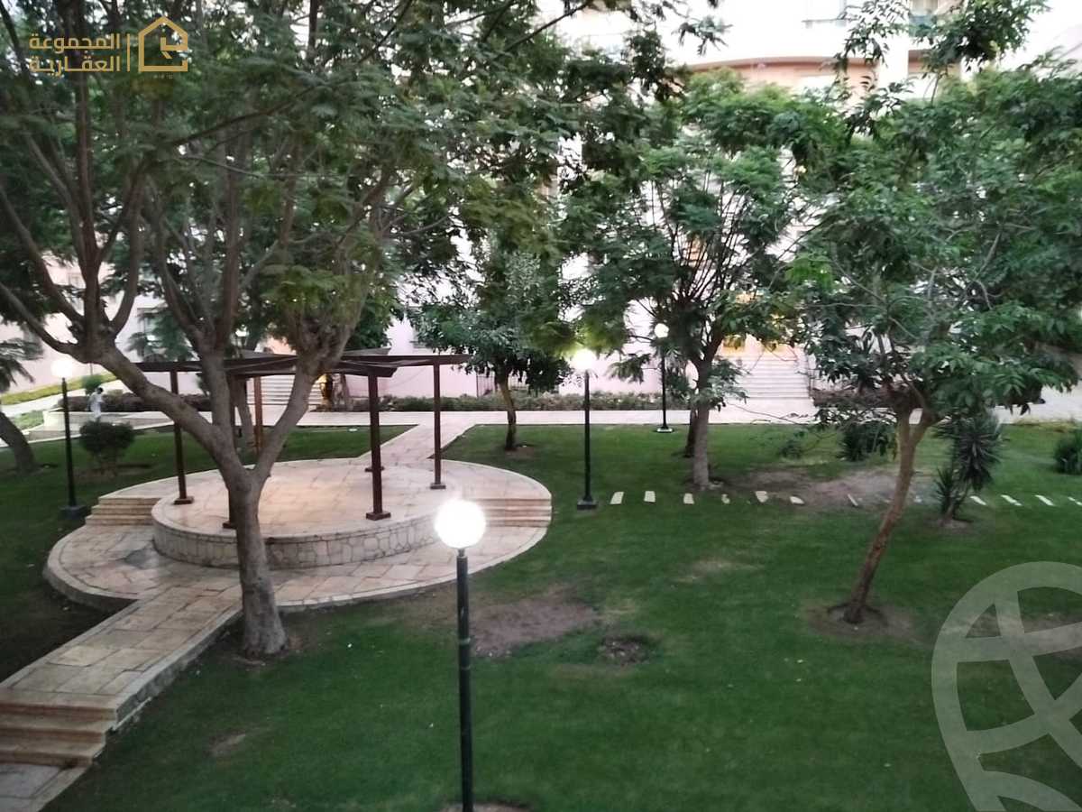 https://aqarmap.com.eg/en/listing/6375481-for-rent-cairo-new-cairo-lrhb-city-phase-2-amr-ibn-el-aas-st