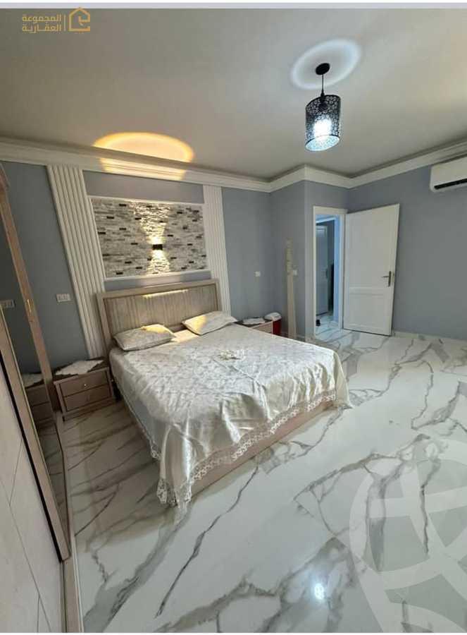 https://aqarmap.com.eg/ar/listing/6383194-for-rent-cairo-new-cairo-lrhb-city-phase-8
