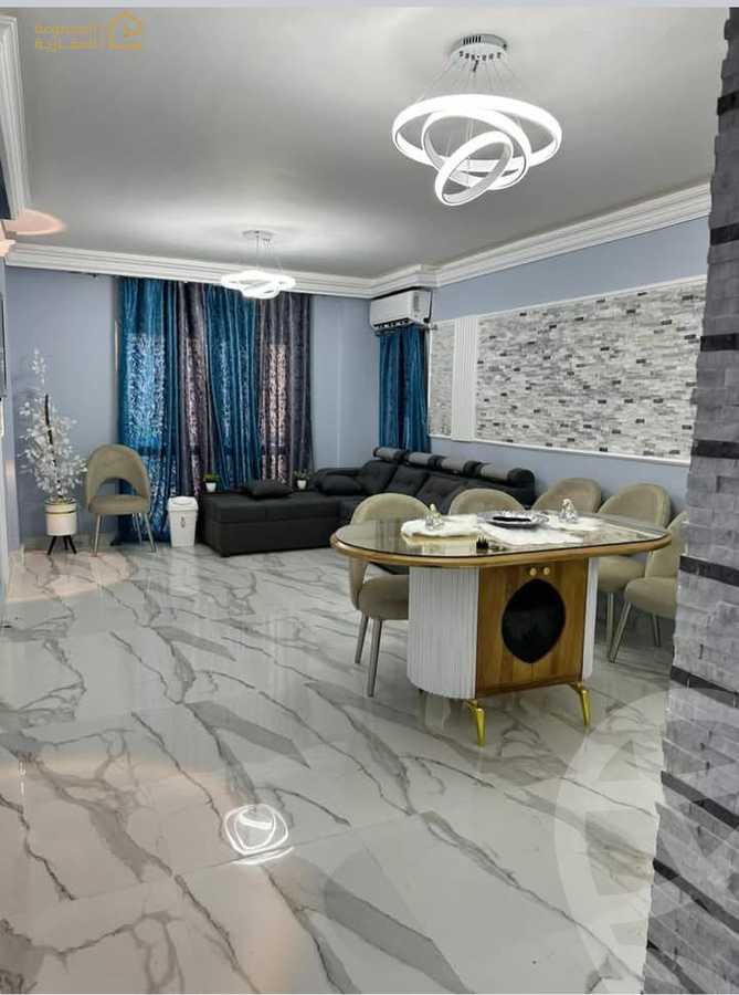 https://aqarmap.com.eg/ar/listing/6383194-for-rent-cairo-new-cairo-lrhb-city-phase-8