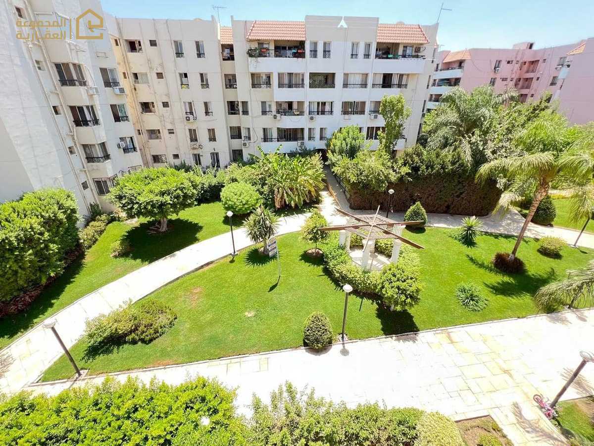 https://aqarmap.com.eg/ar/listing/6383342-for-rent-cairo-new-cairo-lrhb-city-phase-3-umm-kolthom-st