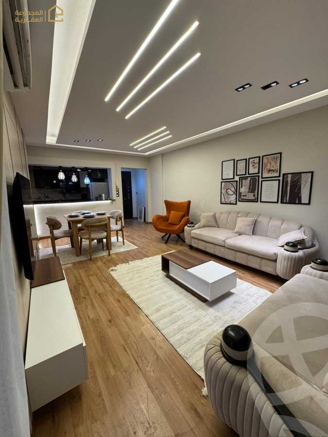 https://aqarmap.com.eg/ar/listing/6385216-for-rent-cairo-new-cairo-lrhb-city-phase-8