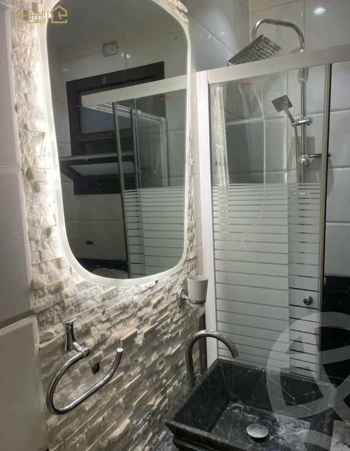 https://aqarmap.com.eg/ar/listing/6432222-for-rent-cairo-new-cairo-lrhb-city-phase-5-talaat-mostafa-st