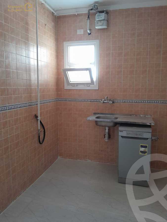 https://aqarmap.com.eg/ar/listing/6547532-for-rent-cairo-new-cairo-lrhb-city-phase-8