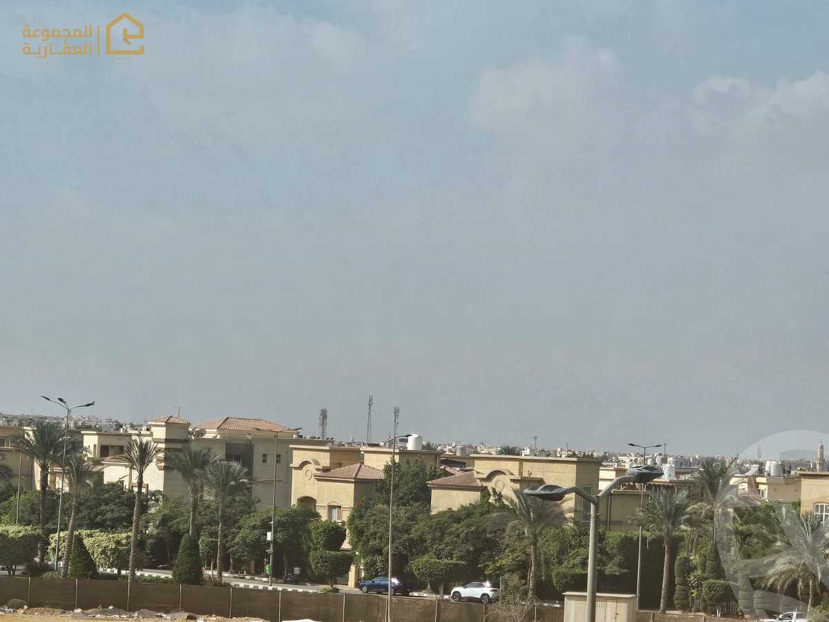 https://aqarmap.com.eg/en/listing/6547582-for-sale-cairo-new-cairo-lrhb-city-mtdd-lrhb-phase-9