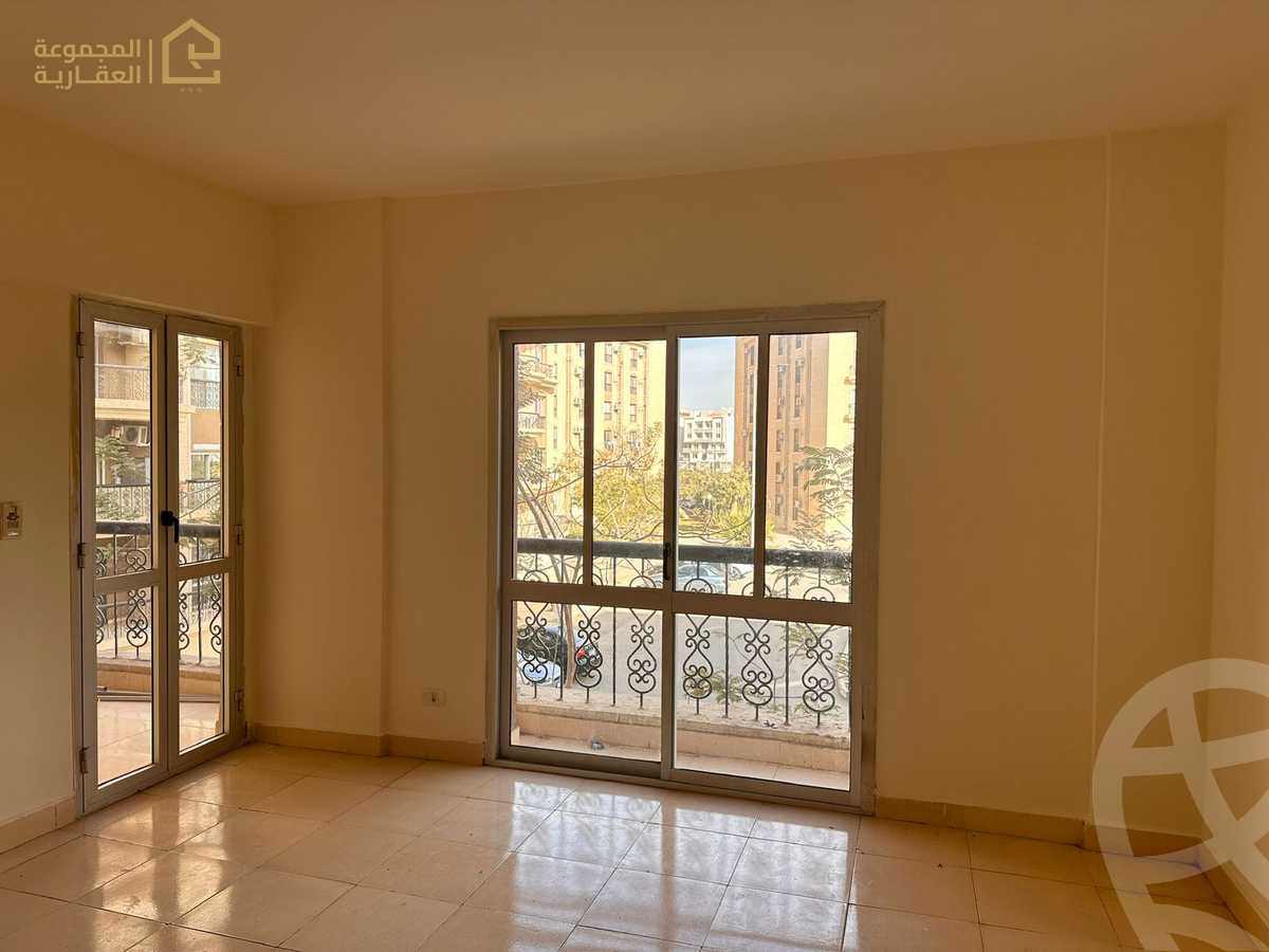 https://aqarmap.com.eg/ar/listing/6547624-for-rent-cairo-new-cairo-lrhb-city-phase-8