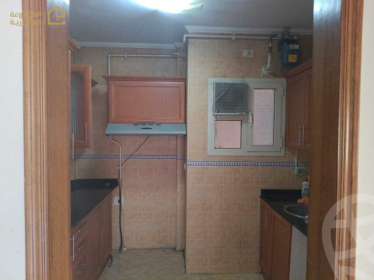 https://aqarmap.com.eg/ar/listing/6566909-for-rent-cairo-new-cairo-lrhb-city-phase-5-talaat-mostafa-st