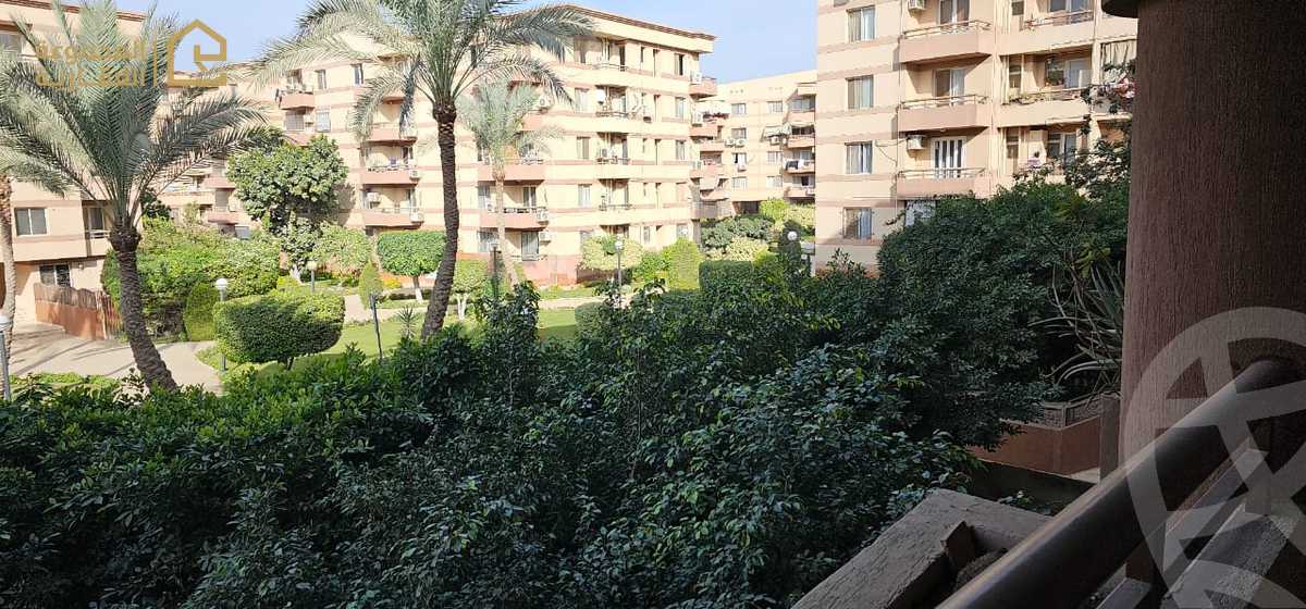 https://aqarmap.com.eg/ar/listing/6571288-for-sale-cairo-new-cairo-lrhb-city-phase-4-mohammed-farid-st