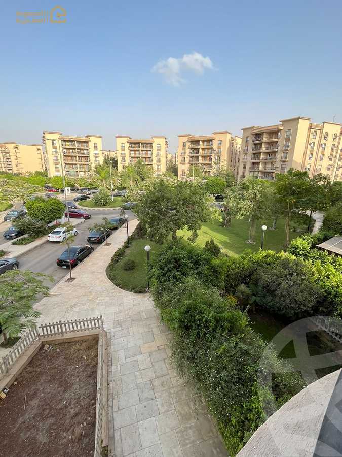 https://aqarmap.com.eg/en/listing/6571315-for-sale-cairo-new-cairo-lrhb-city-phase-8