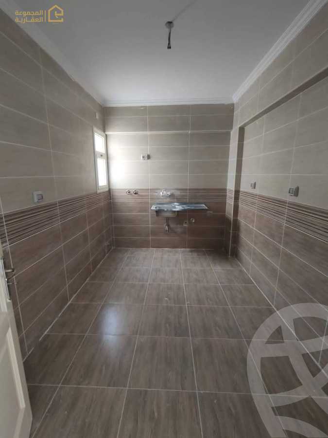 https://aqarmap.com.eg/ar/listing/6584009-for-rent-cairo-new-cairo-lrhb-city-phase-7