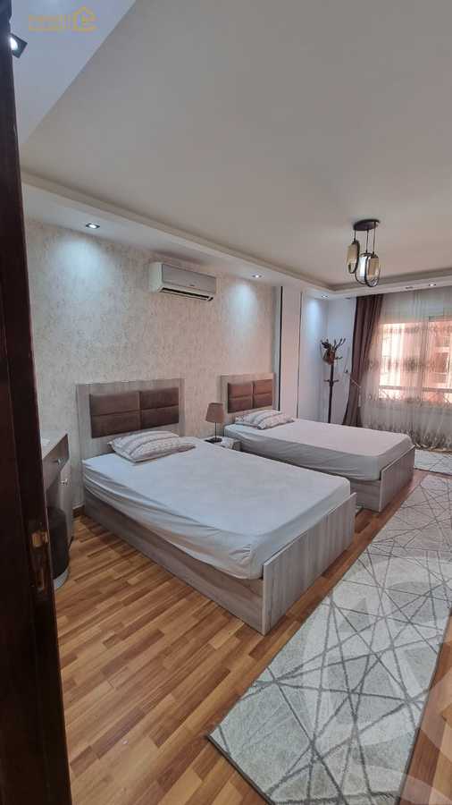 https://aqarmap.com.eg/en/listing/6584054-for-rent-cairo-new-cairo-lrhb-city-phase-2-shr-tl-t-mstfy