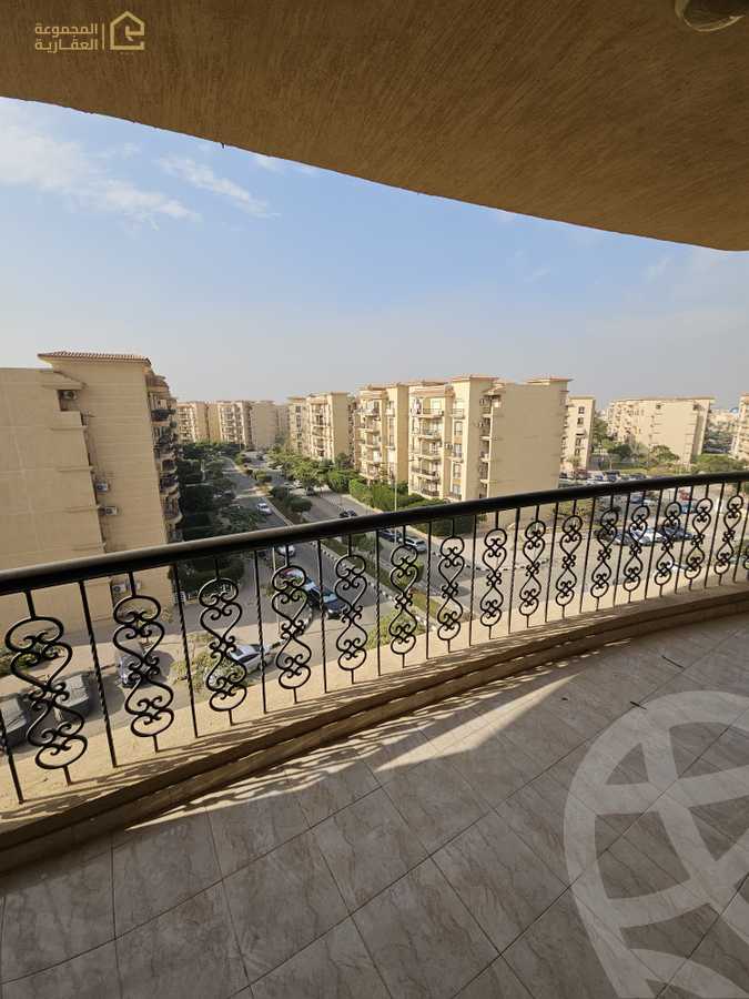 https://aqarmap.com.eg/ar/listing/6584073-for-sale-cairo-new-cairo-lrhb-city-mtdd-lrhb-phase-10-farouk-el-baz-st