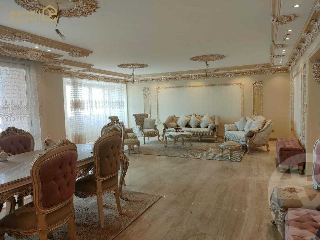 https://aqarmap.com.eg/en/listing/6584353-for-sale-cairo-new-cairo-lrhb-city-phase-4-mohammed-farid-st
