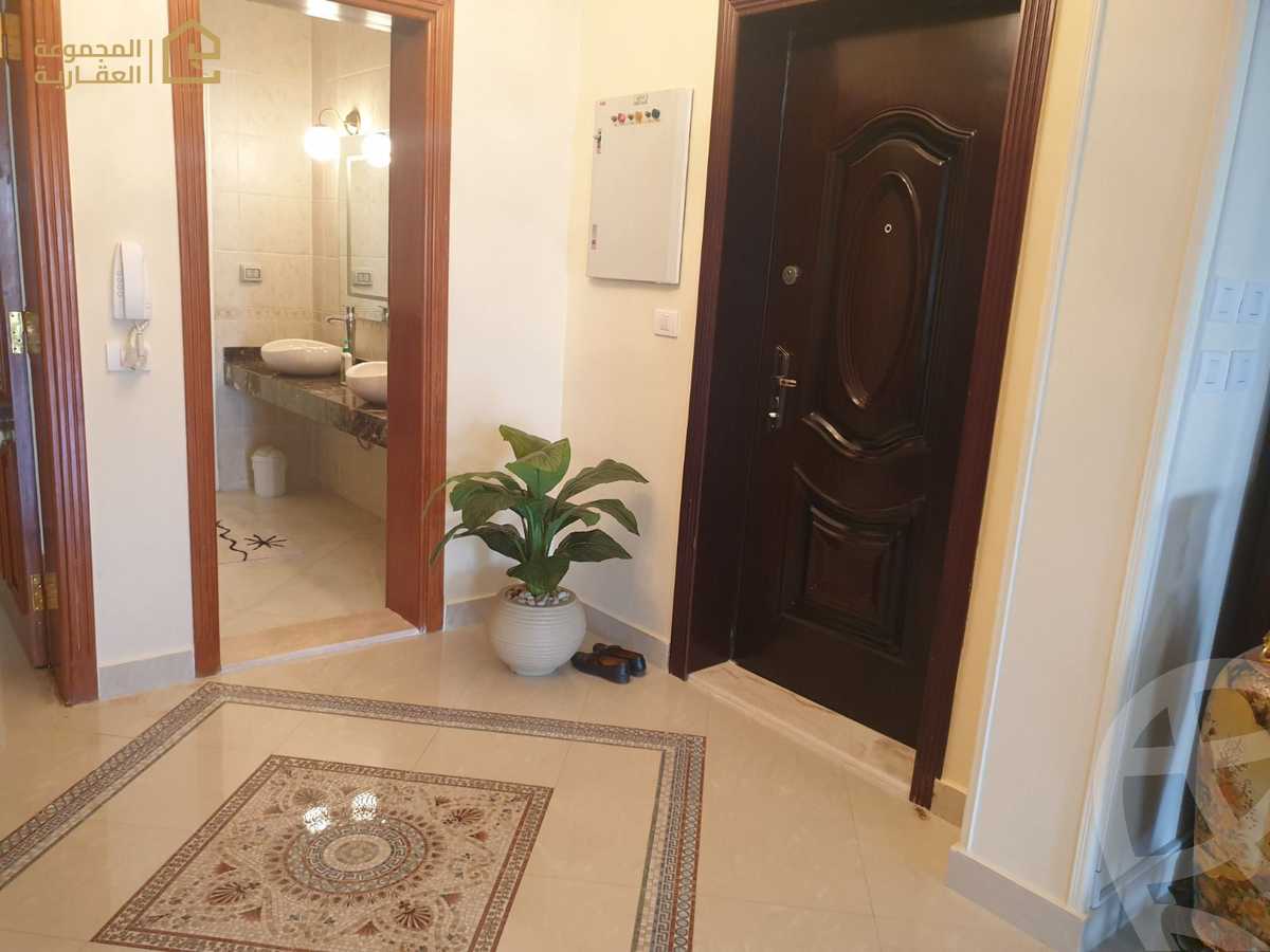 https://aqarmap.com.eg/en/listing/6609939-for-sale-cairo-new-cairo-lrhb-city-mtdd-lrhb-phase-9