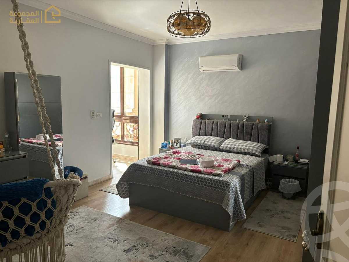 https://aqarmap.com.eg/ar/listing/6630965-for-sale-cairo-new-cairo-lrhb-city-phase-5-talaat-mostafa-st