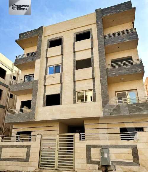 https://aqarmap.com.eg/ar/listing/6035165-for-sale-cairo-6th-of-october-hadaeq-october-lmntq-lsyhy