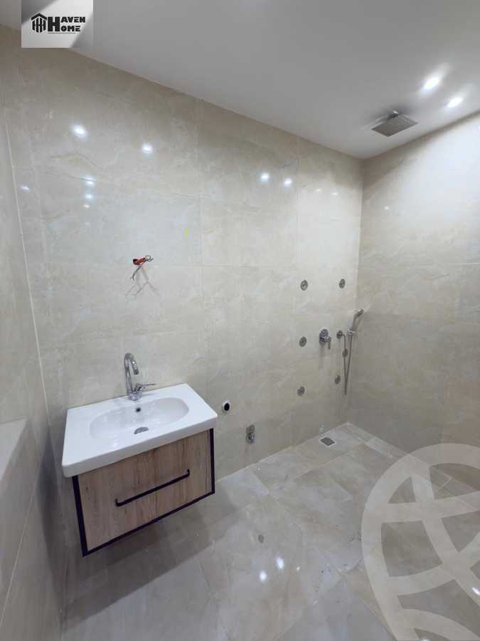 https://aqarmap.com.eg/ar/listing/6262315-for-sale-cairo-6th-of-october-el-ahyaa-neighborhood-1st-al-maahad