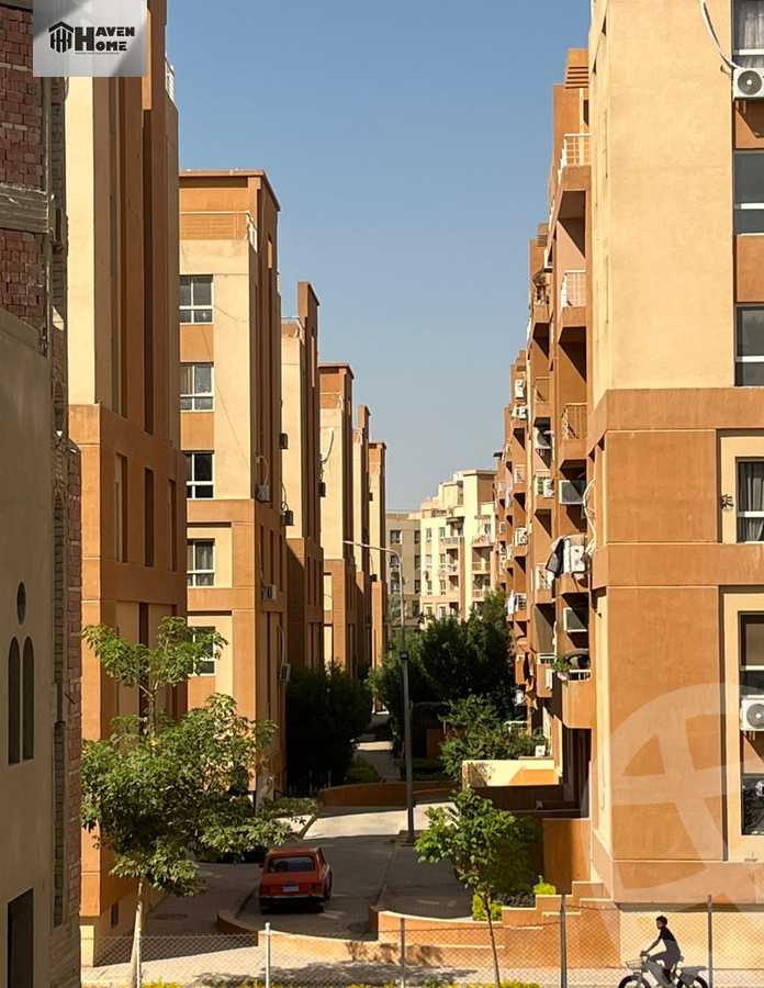 https://aqarmap.com.eg/en/listing/6353781-for-sale-cairo-6th-of-october-hadaeq-october-kmbwnd-fy-hdyq-ktwbr-degla-gardens