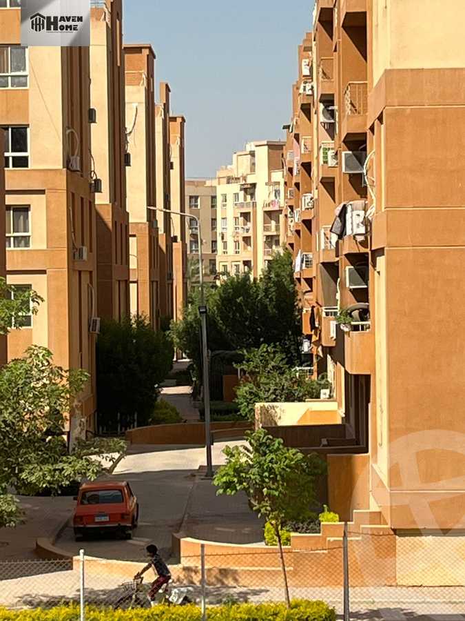 https://aqarmap.com.eg/en/listing/6353781-for-sale-cairo-6th-of-october-hadaeq-october-kmbwnd-fy-hdyq-ktwbr-degla-gardens