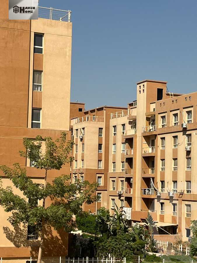 https://aqarmap.com.eg/en/listing/6353781-for-sale-cairo-6th-of-october-hadaeq-october-kmbwnd-fy-hdyq-ktwbr-degla-gardens